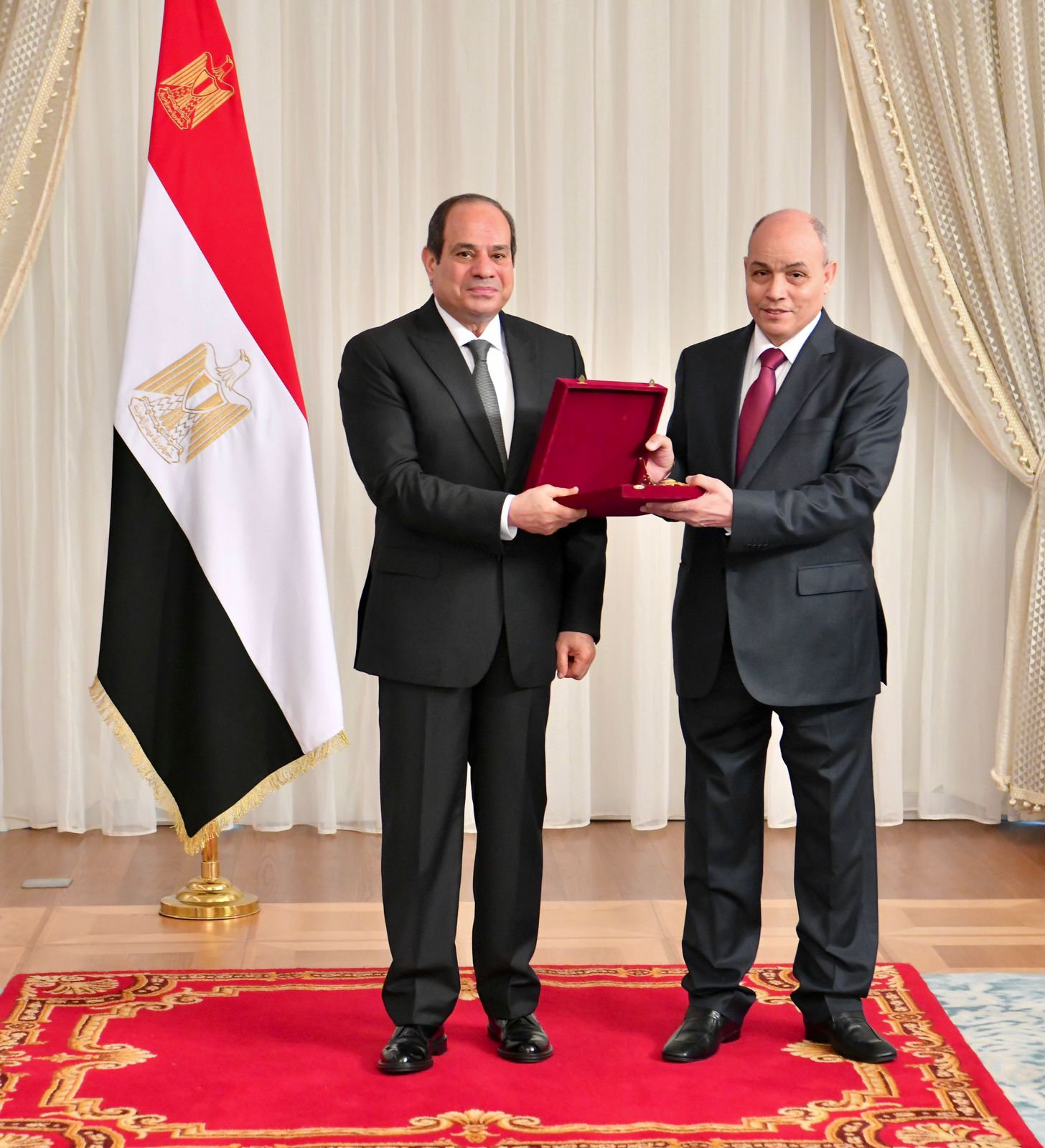 المستشار عزت أبو زيد عبد الرحمن رئيس هيئة النيابة الادارية السابق