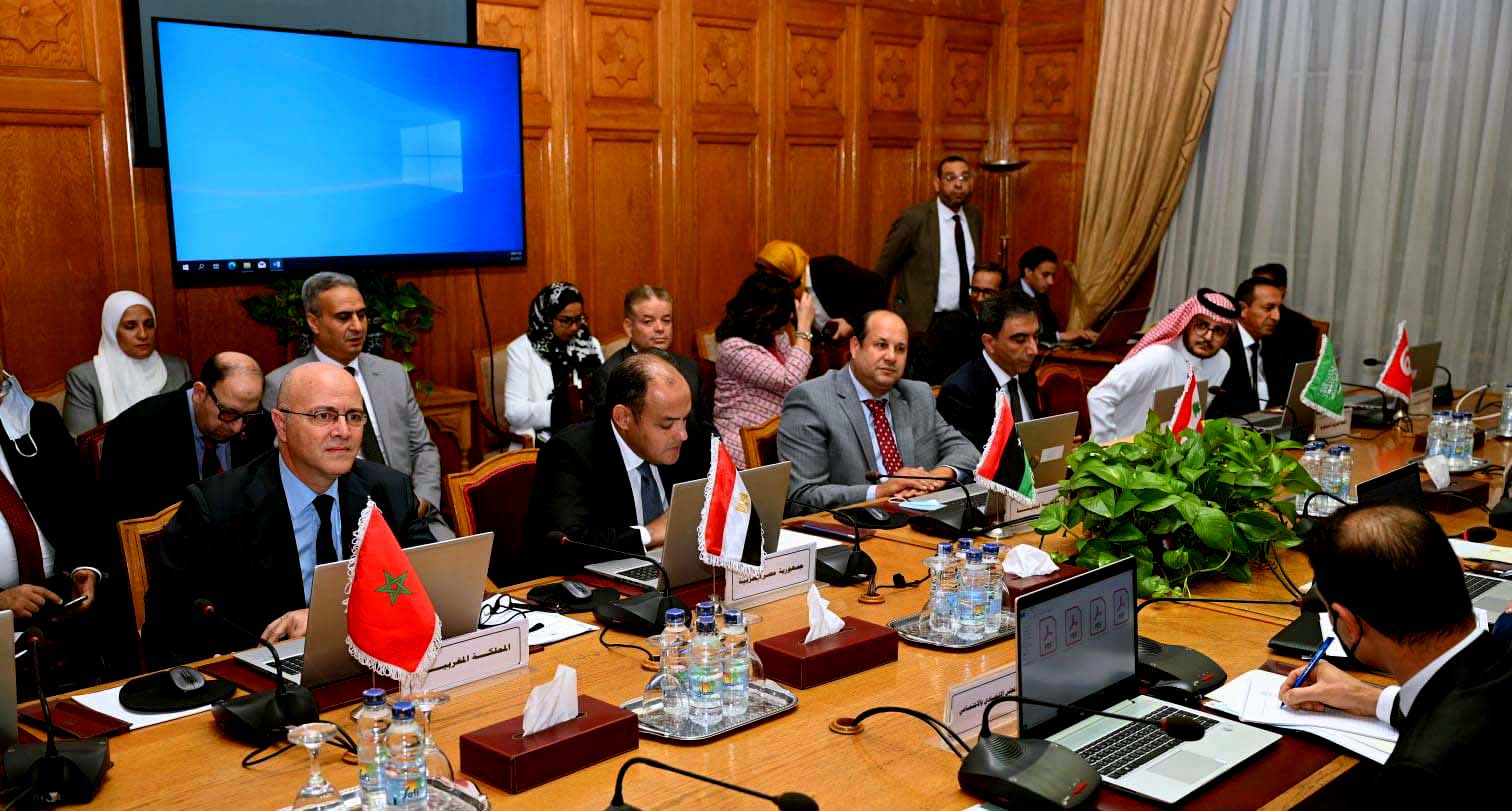 مشاركة وزير التجارة والصناعة في اجتماع الترويكا