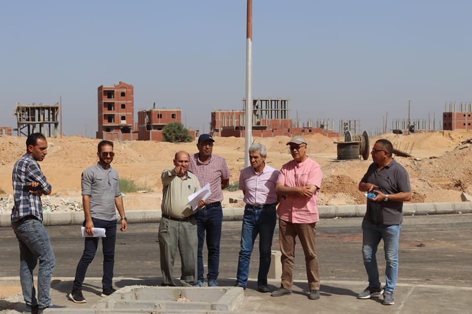 تفقد المشروعات السكنية والخدمية والطرق والمرافق