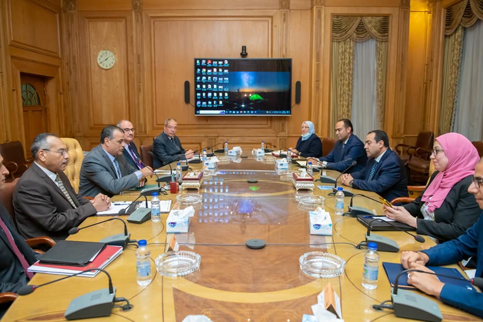 اجتماع تأهيل وتدريب العاملين المنتقلين للعاصمة الإدارية