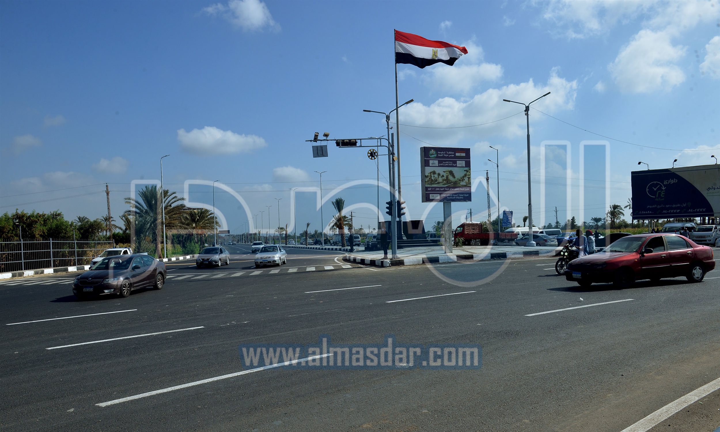 رئيس الوزراء يتفقد تطوير ميدان مدخل الفيوم‎‎