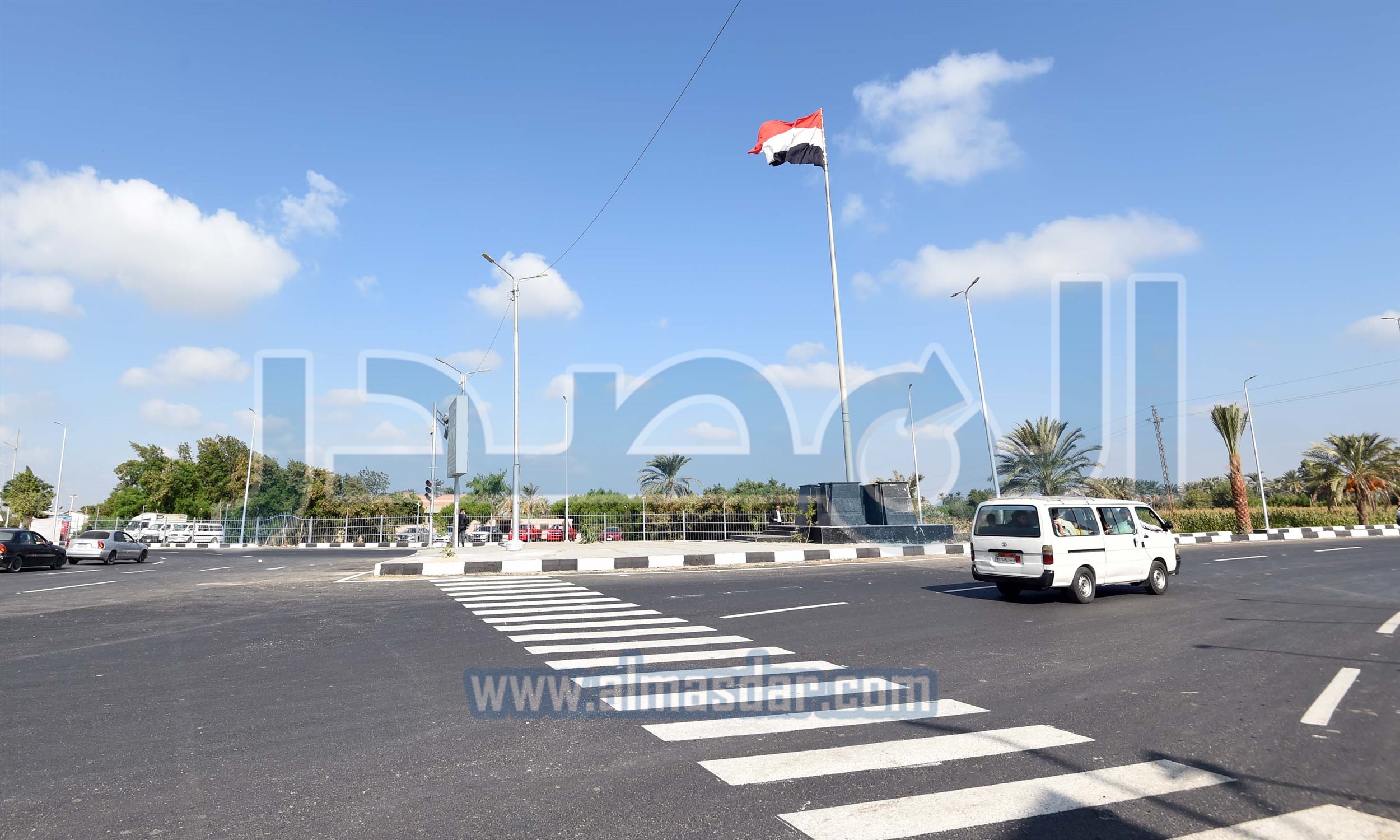 رئيس الوزراء يتفقد تطوير ميدان مدخل الفيوم‎‎