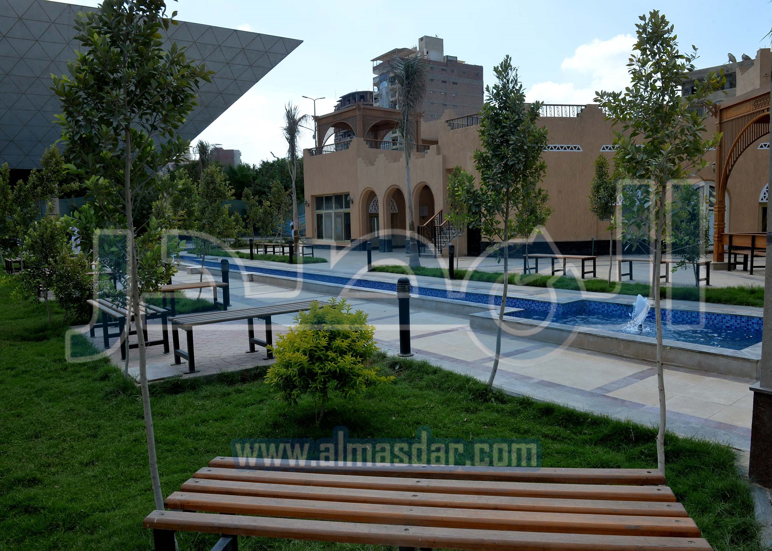 رئيس الوزراء يتفقد اعمال تطوير منطقة السواقي بمدينة الفيوم