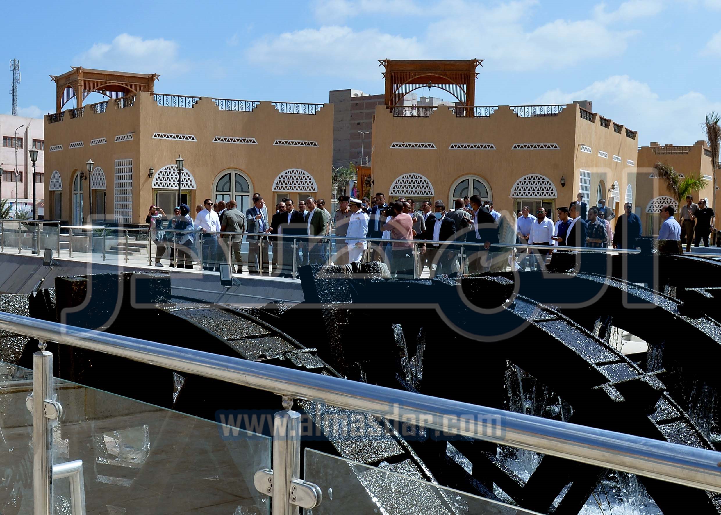 رئيس الوزراء يتفقد اعمال تطوير منطقة السواقي بمدينة الفيوم