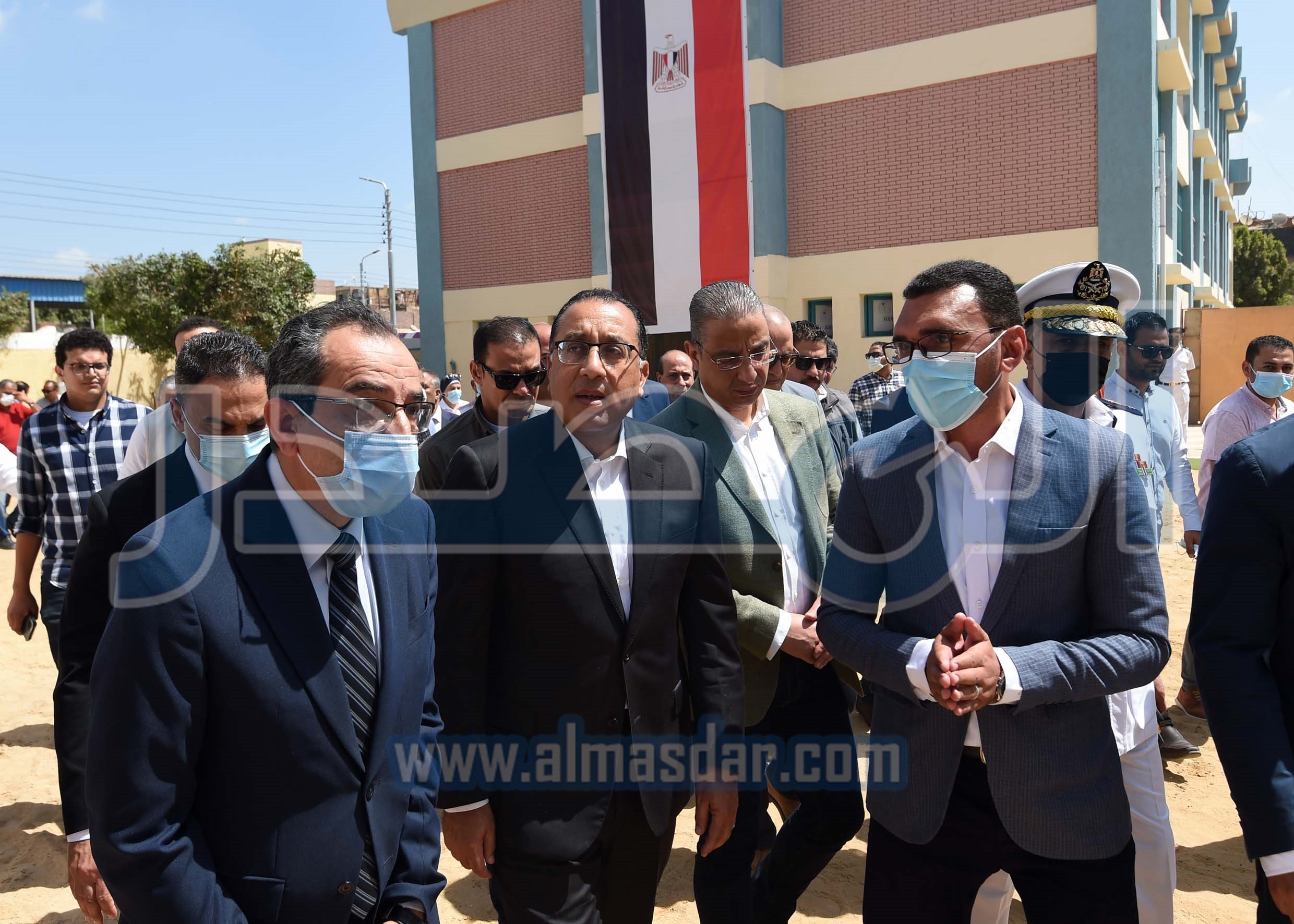 رئيس الوزراء يتفقد مشروعات حياة كريمة بقرية قلهانة‎‎ بمحافظة الفيوم