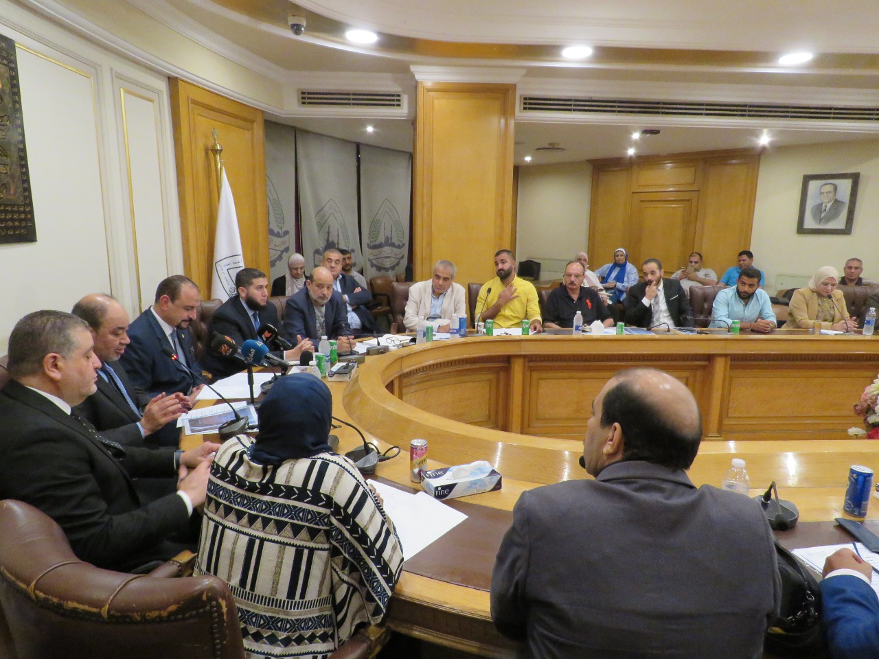  اجتماع الشعبة العامة للمستلزمات الطبية بغرفة القاهرة التجارية