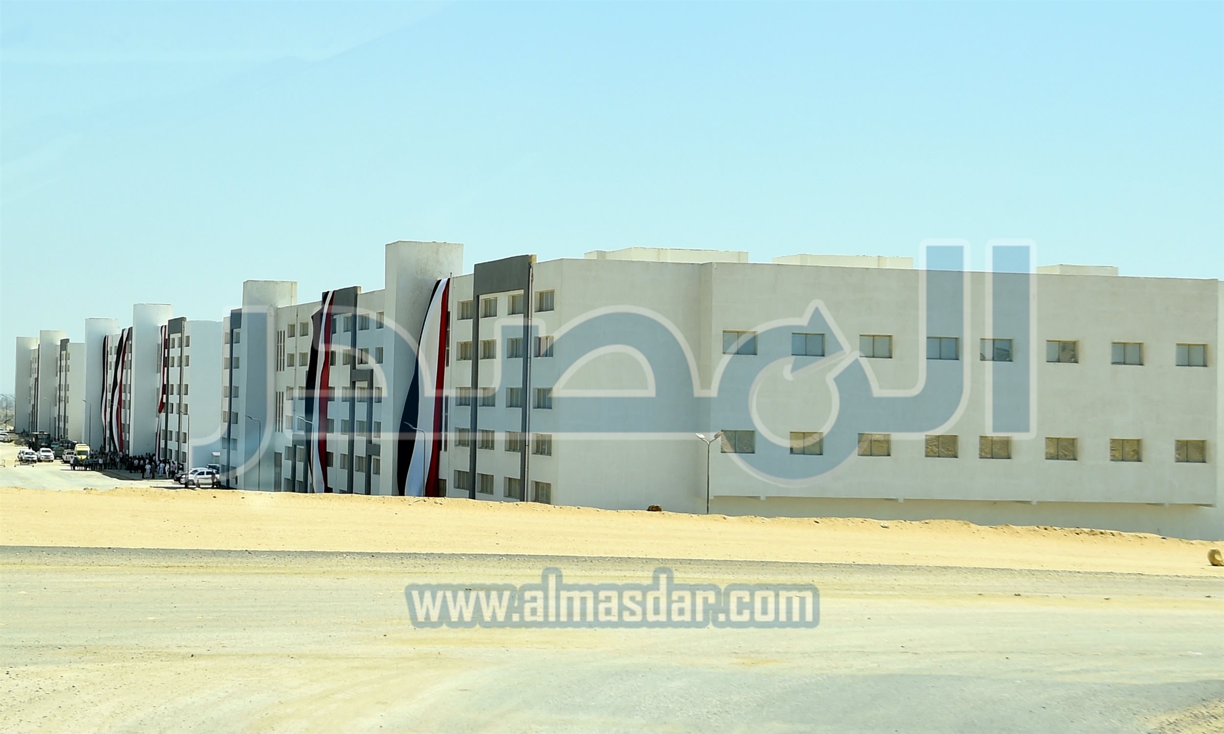 رئيس الوزراء يتفقد مُجمعيْ الصناعات الصغيرة والمتوسطة بمدينة الفيوم الجديدة‎‎