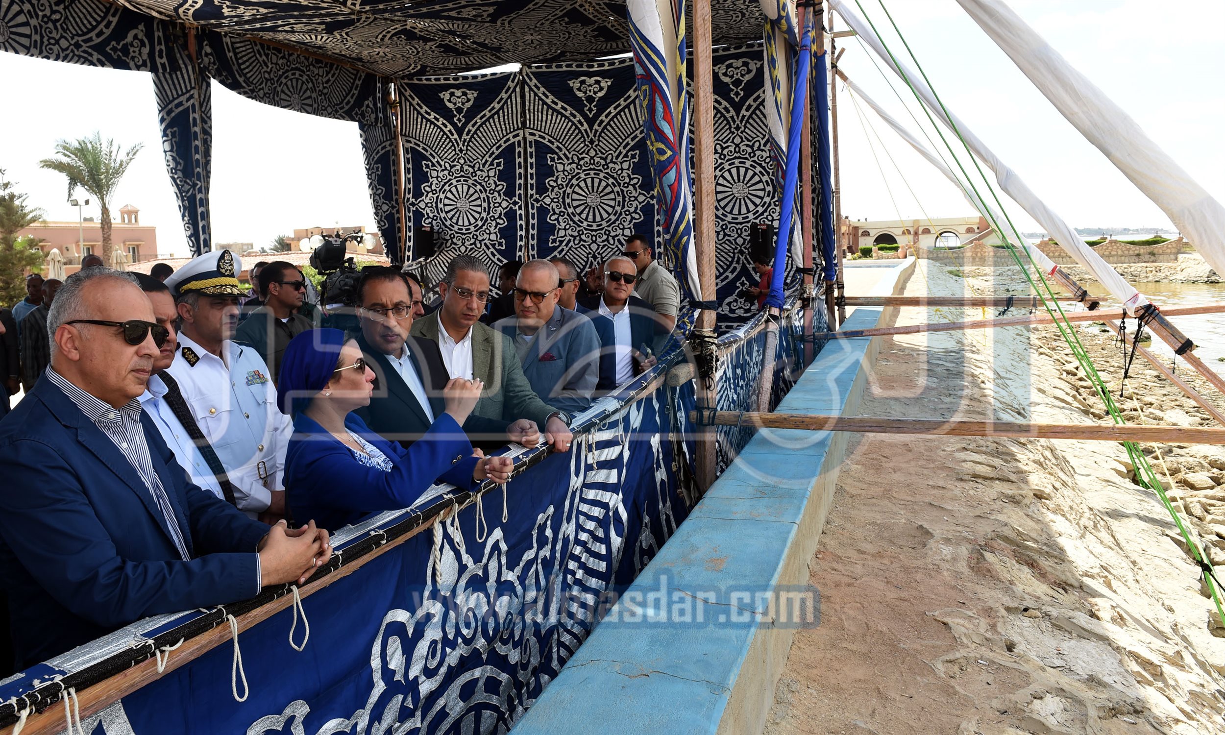 رئيس الوزراء يتفقَّد بحيرة قارون