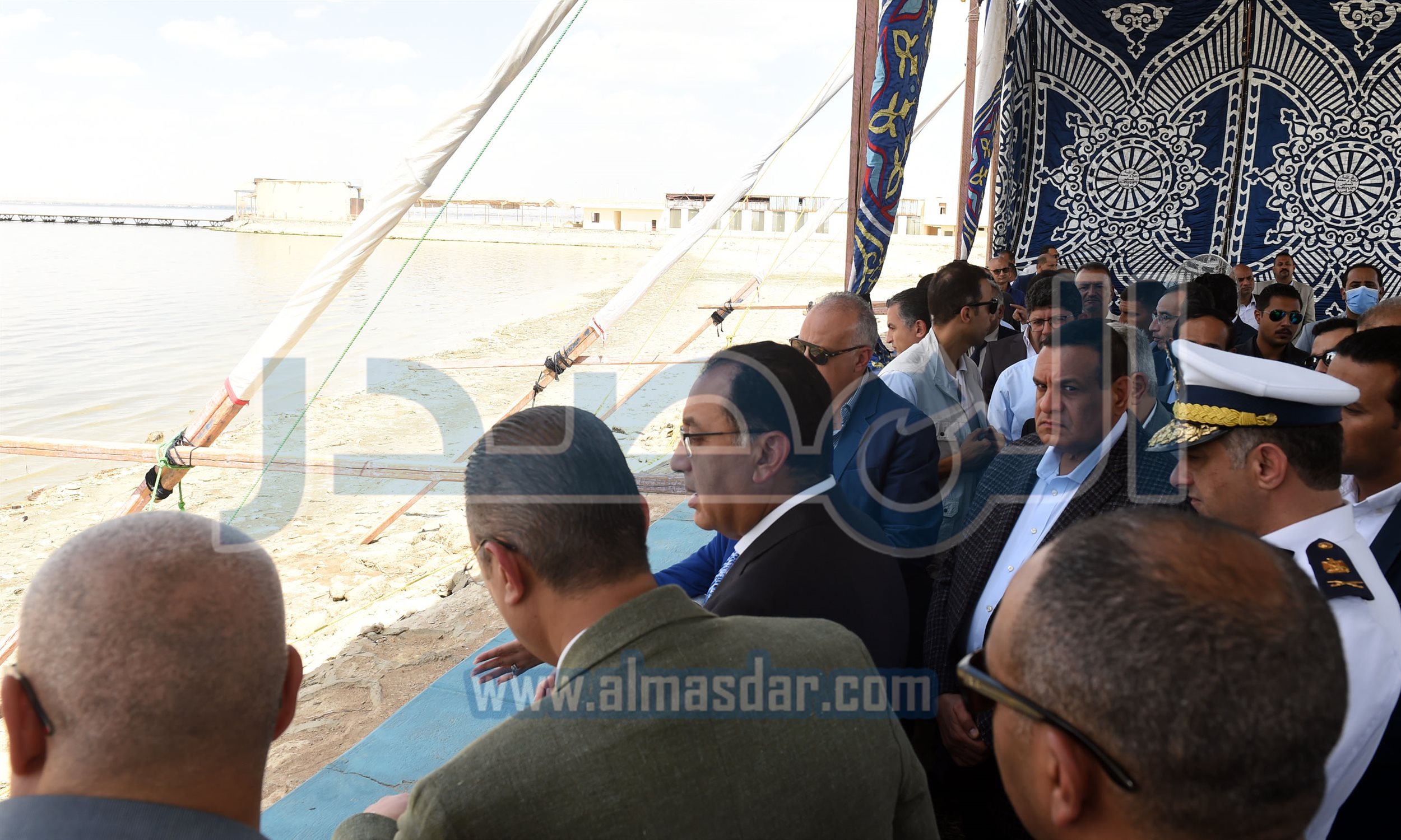 رئيس الوزراء يتفقَّد بحيرة قارون