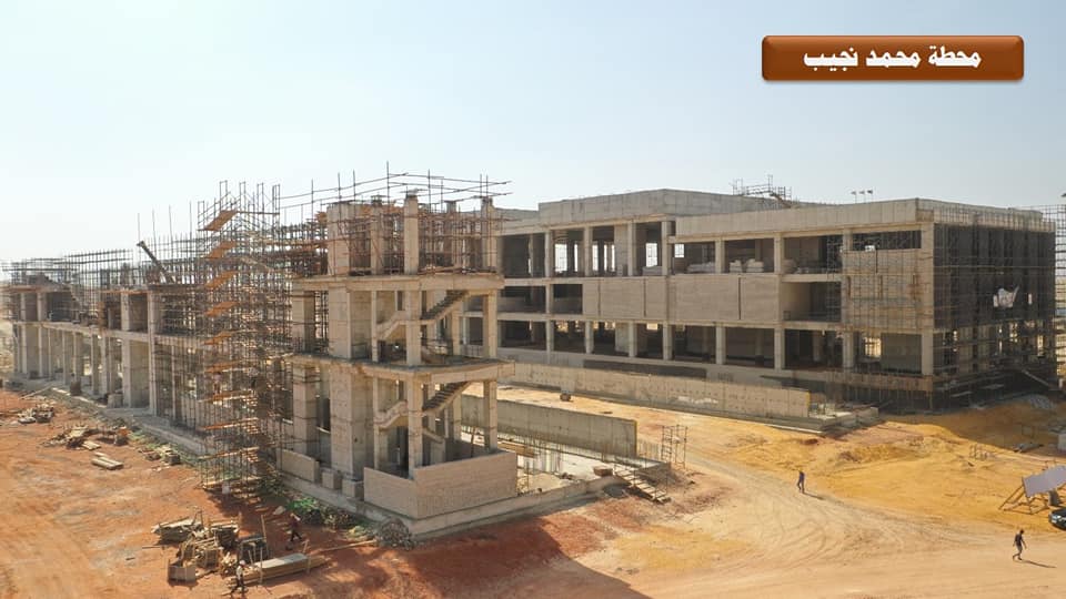 مشروع الخط الأول للقطار الكهربائي السريع من العين السخنة حتي محطة محمد نجيب