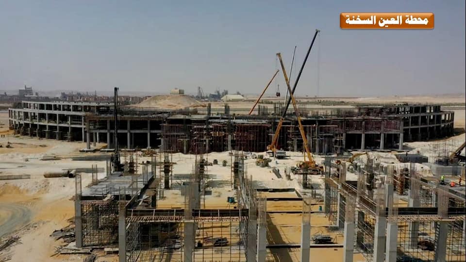 مشروع الخط الأول للقطار الكهربائي السريع من العين السخنة حتي محطة محمد نجيب