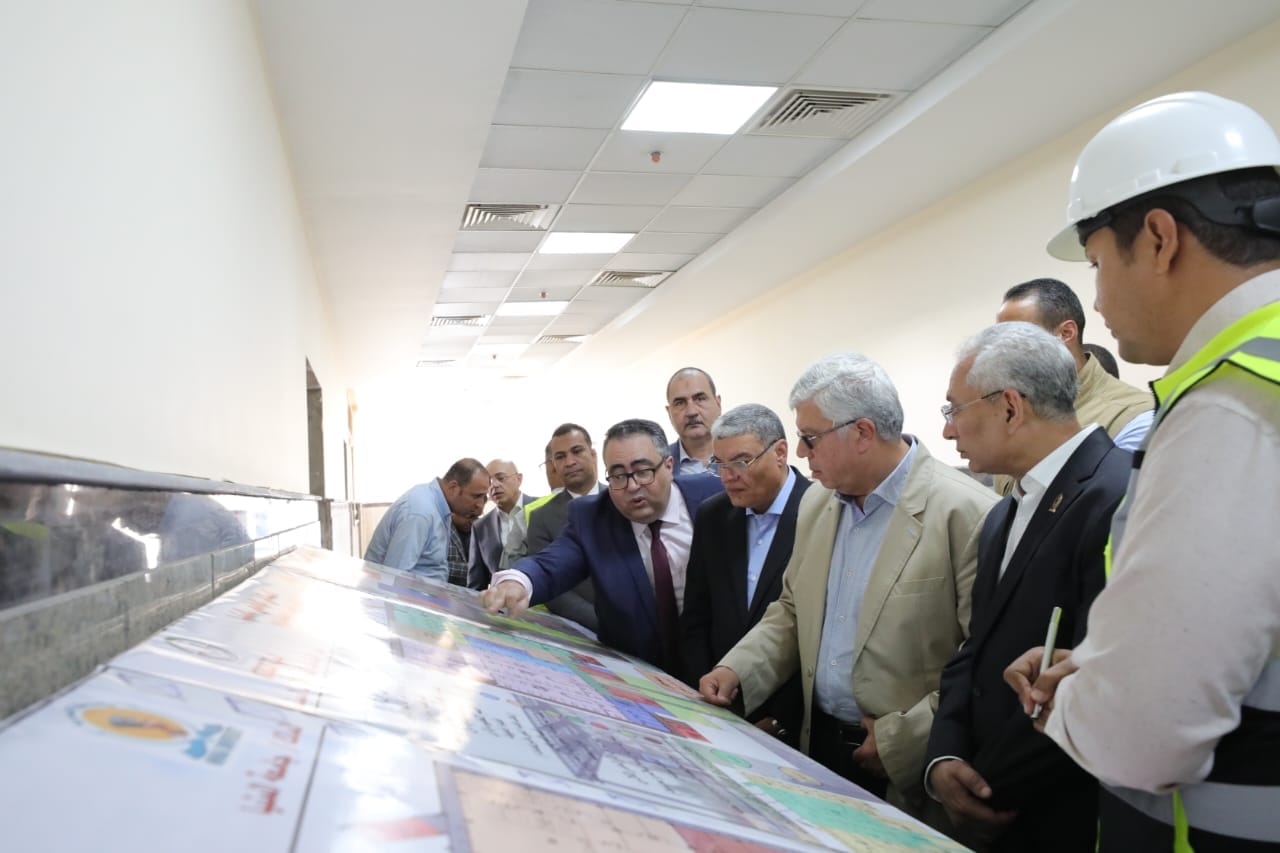 وزير التعليم العالي يتفقد عددًا من المنشآت الطبية الجديدة 