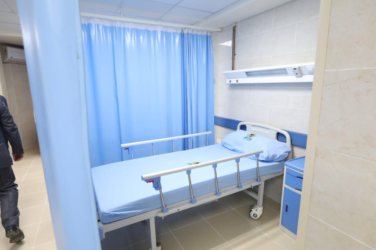 وزير التعليم العالي يتفقد عددًا من المنشآت الطبية الجديدة 