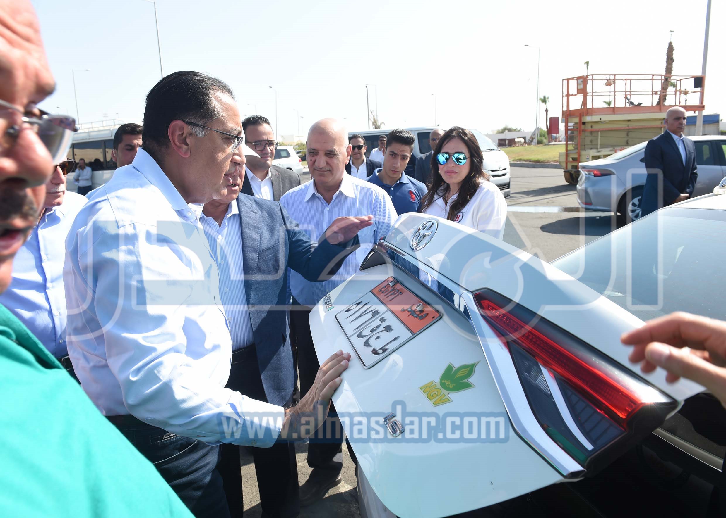 رئيس الوزراء يتابع تطبيقات منظومة الحلول الرقمية الذكية والدفع الإلكتروني بشرم الشيخ