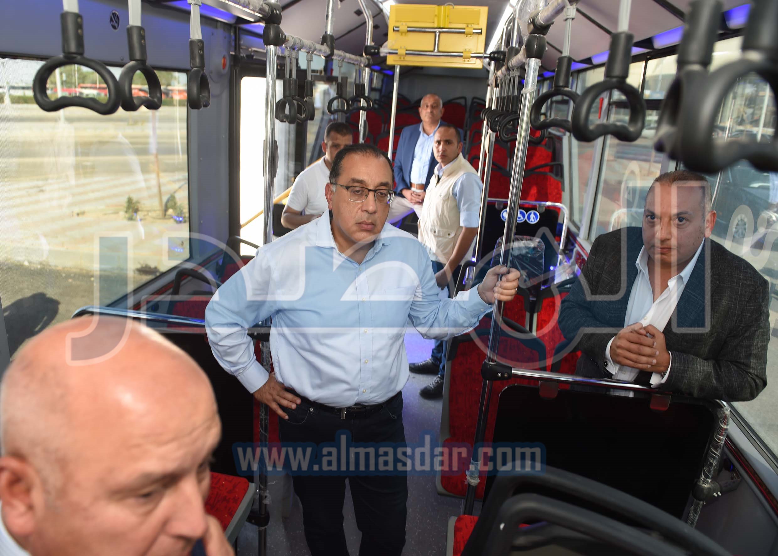 رئيس الوزراء يتابع تطبيقات منظومة الحلول الرقمية الذكية والدفع الإلكتروني بشرم الشيخ