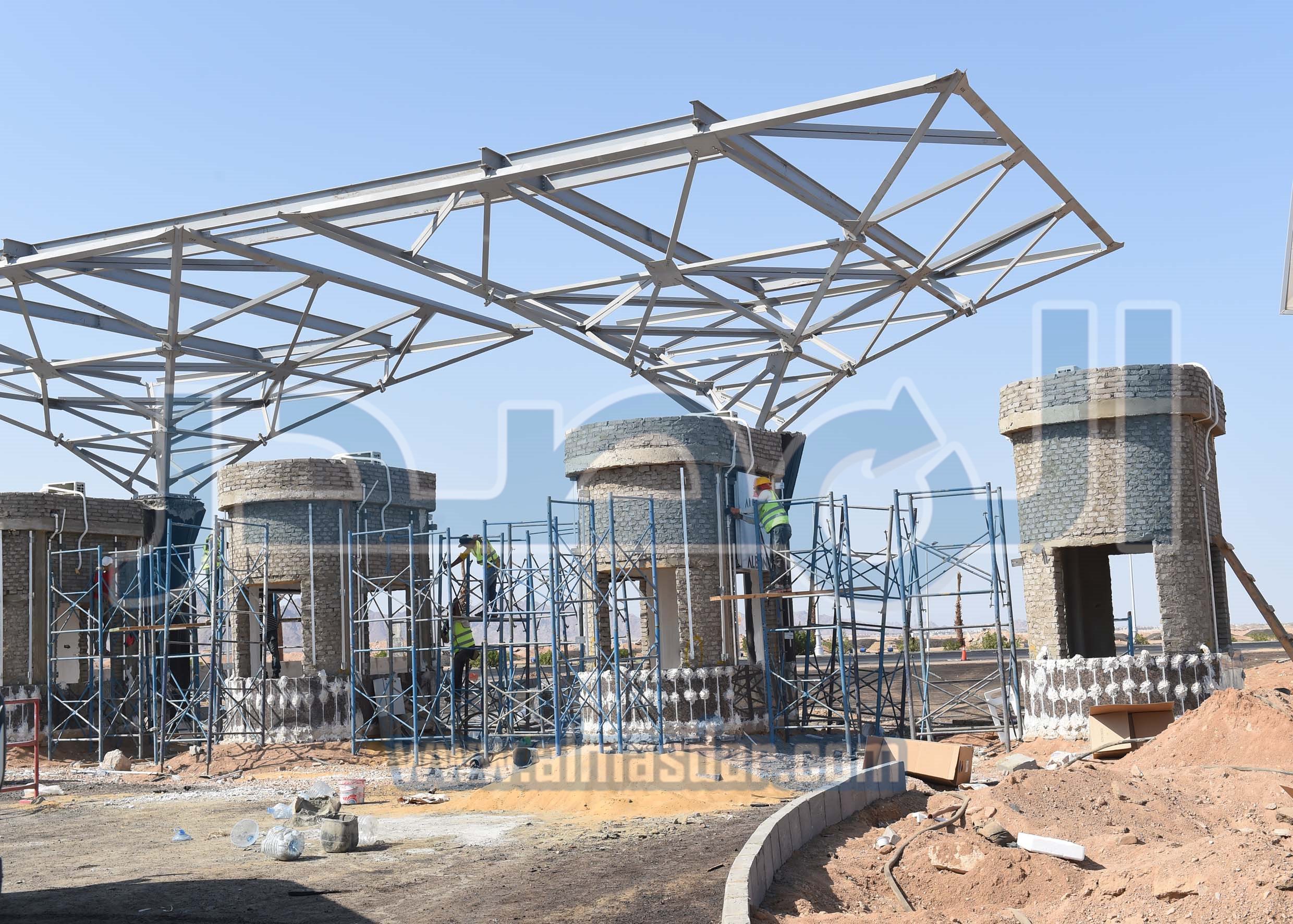 رئيس الوزراء يتفقد مشروعات تطوير شرم الشيخ 