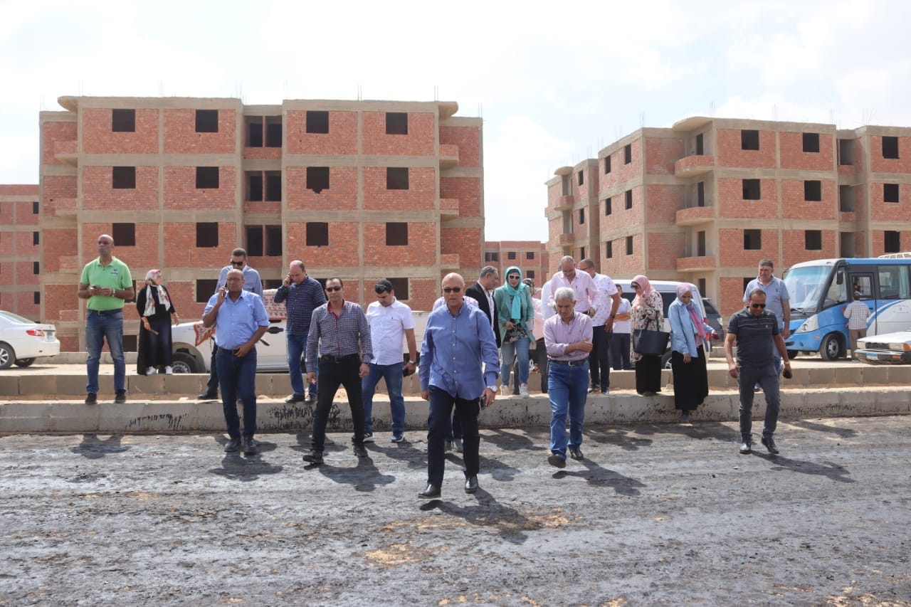 جولات لمتابعة مشروعات المبادرة الرئاسية
