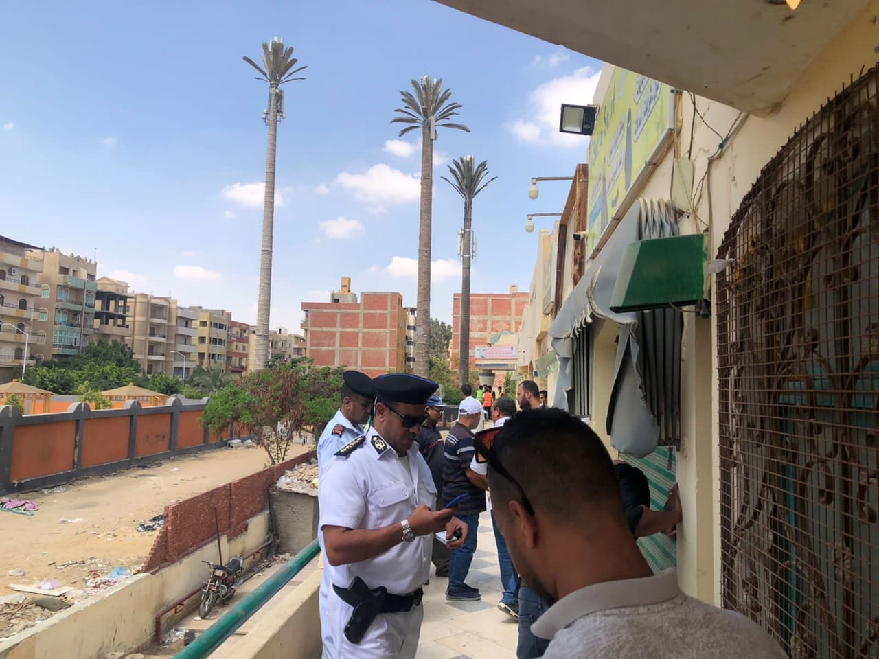 حملات إزالة مخالفات البناء والتعديات بالقطاع الأول للساحل الشمالي الغربي