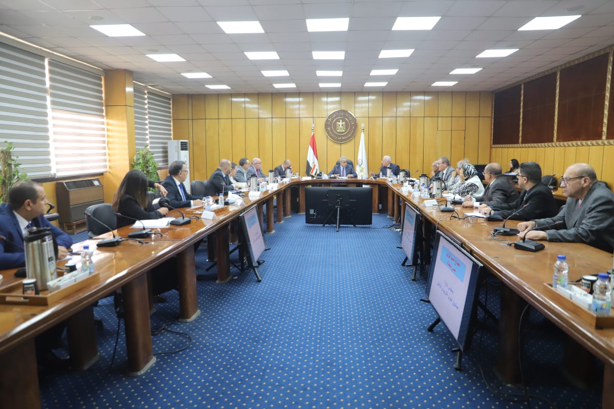 اجتماع تطوير مراكز التدريب وتأهيل الشباب في سوق العمل