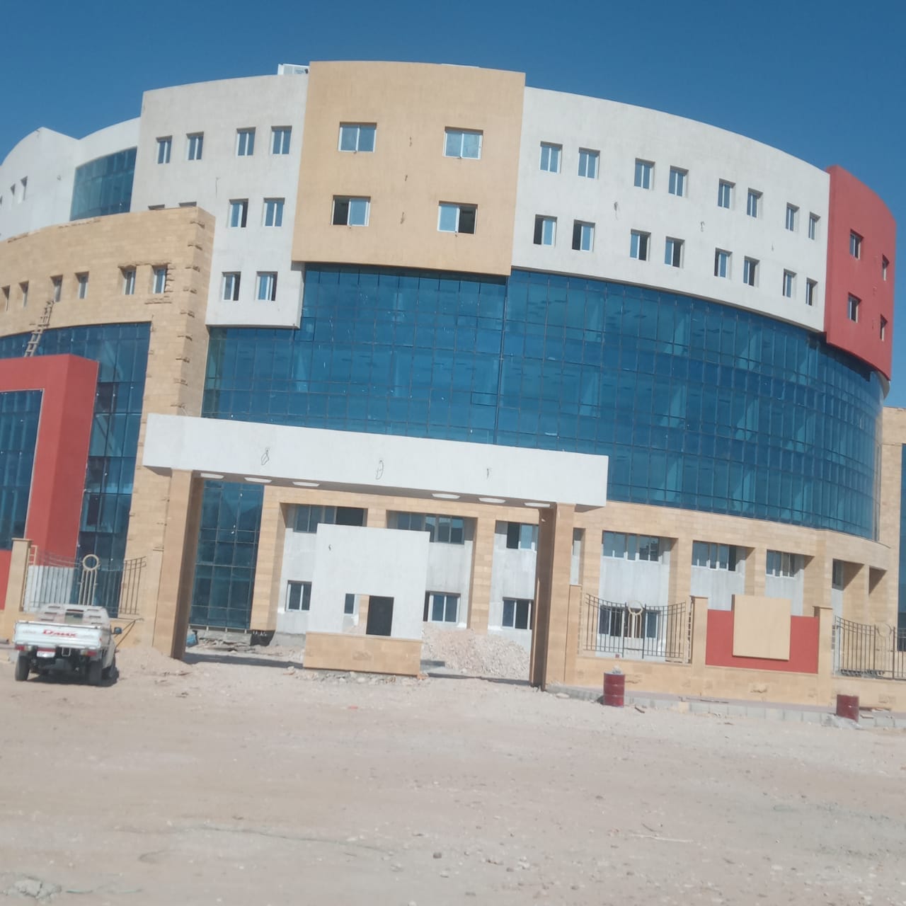 مستشفى �شفا الأورمان للأطفال� بمدينة سوهاج الجديدة