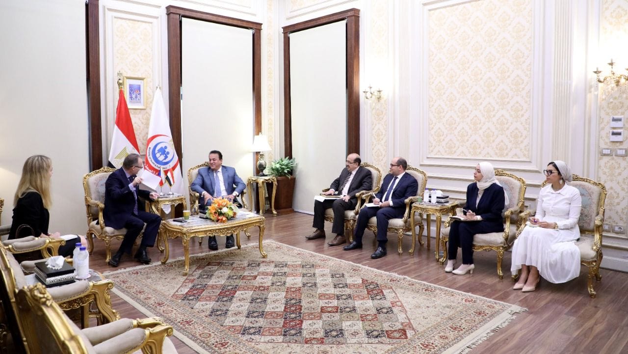 بحث تعزيز سبل التعاون بين مصر والتشيك في القطاع الصحي