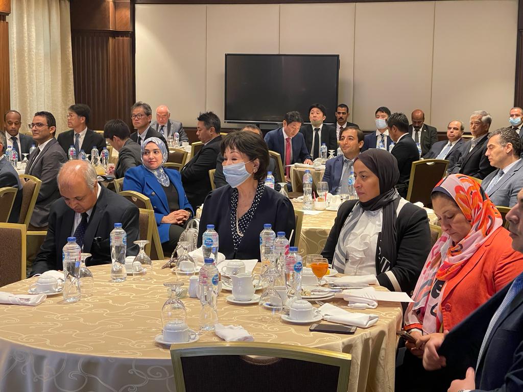 وزير المالية يجتمع مع رجال الأعمال اليابانيين لتعزيز الثقة