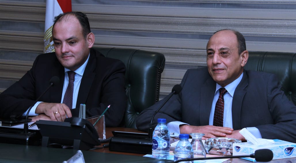 لقاء لبحث تنشيط حركة الشحن الجوي للصادرات المصرية