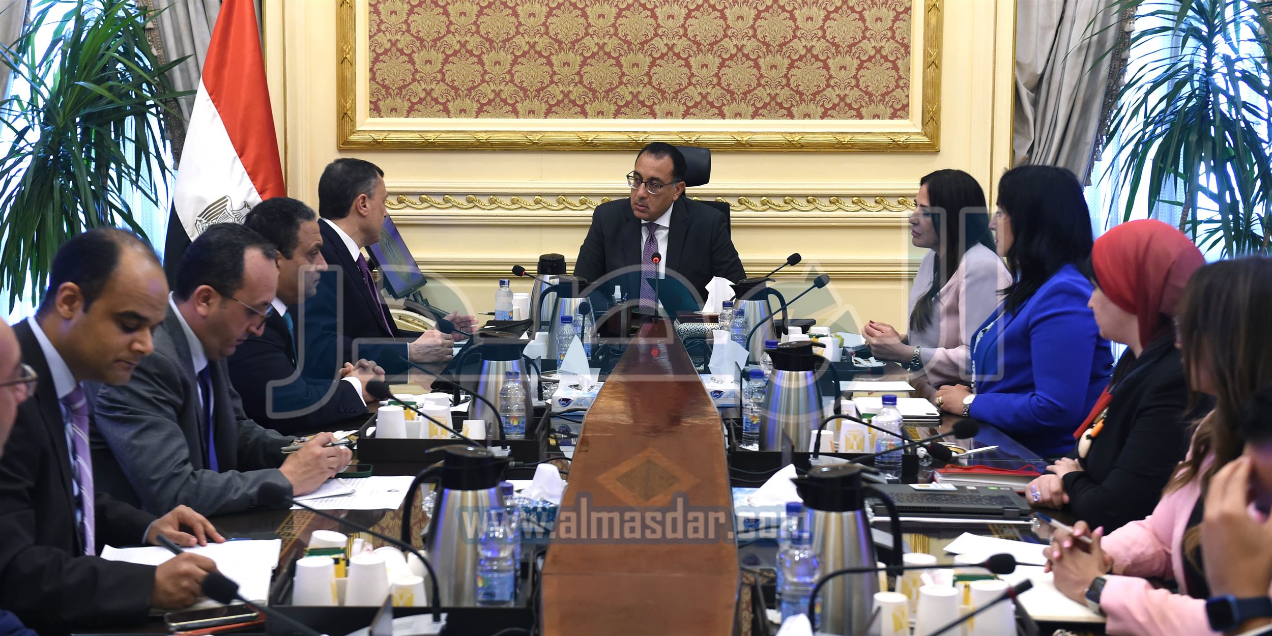 رئيس الوزراء يلتقي وزير السياحة والآثار لبحث عدد من ملفات عمل الوزارة