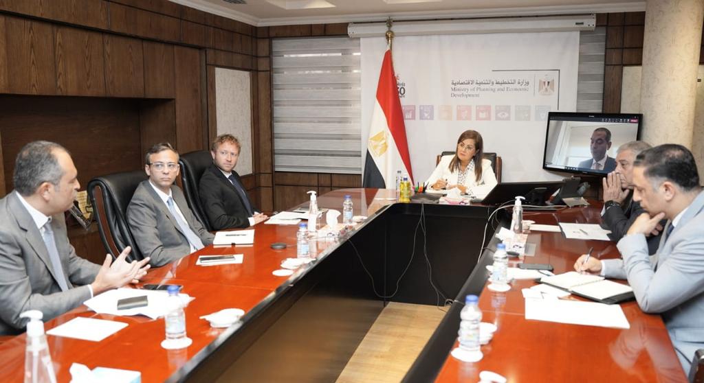 وزيرة التخطيط تلتقي المدير الإقليمي لشركة أوبر