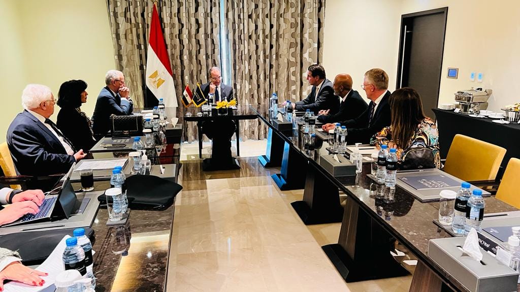 فعاليات الدورة الـ42 لمعرض ومؤتمر