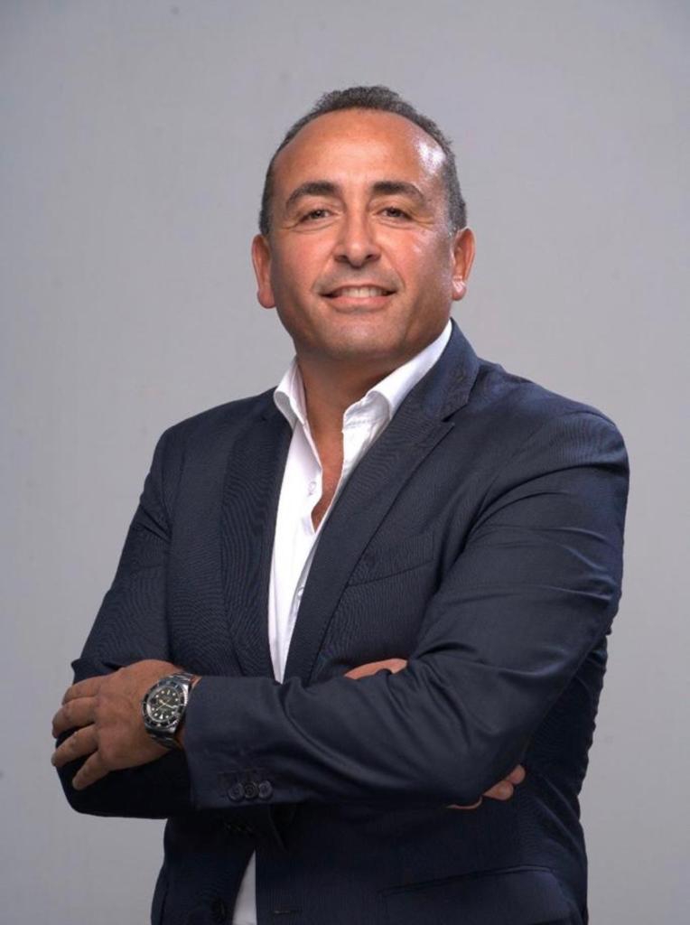 المهندس مدحت ماهر المدير التنفيذي لشركة السويدي إليكتريك لنقل وتوزيع الطاقة