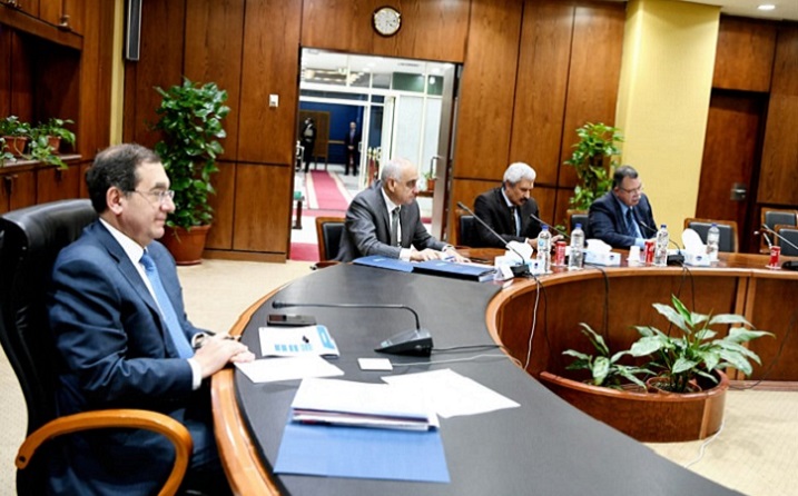 وزير البترول خلال رئاسة للجمعيات العامة لشركة مصر للبترول والتعاون للبترول