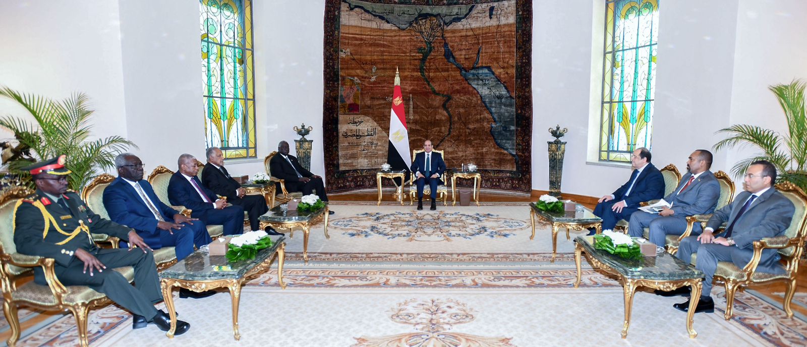 الرئيس السيسي مع