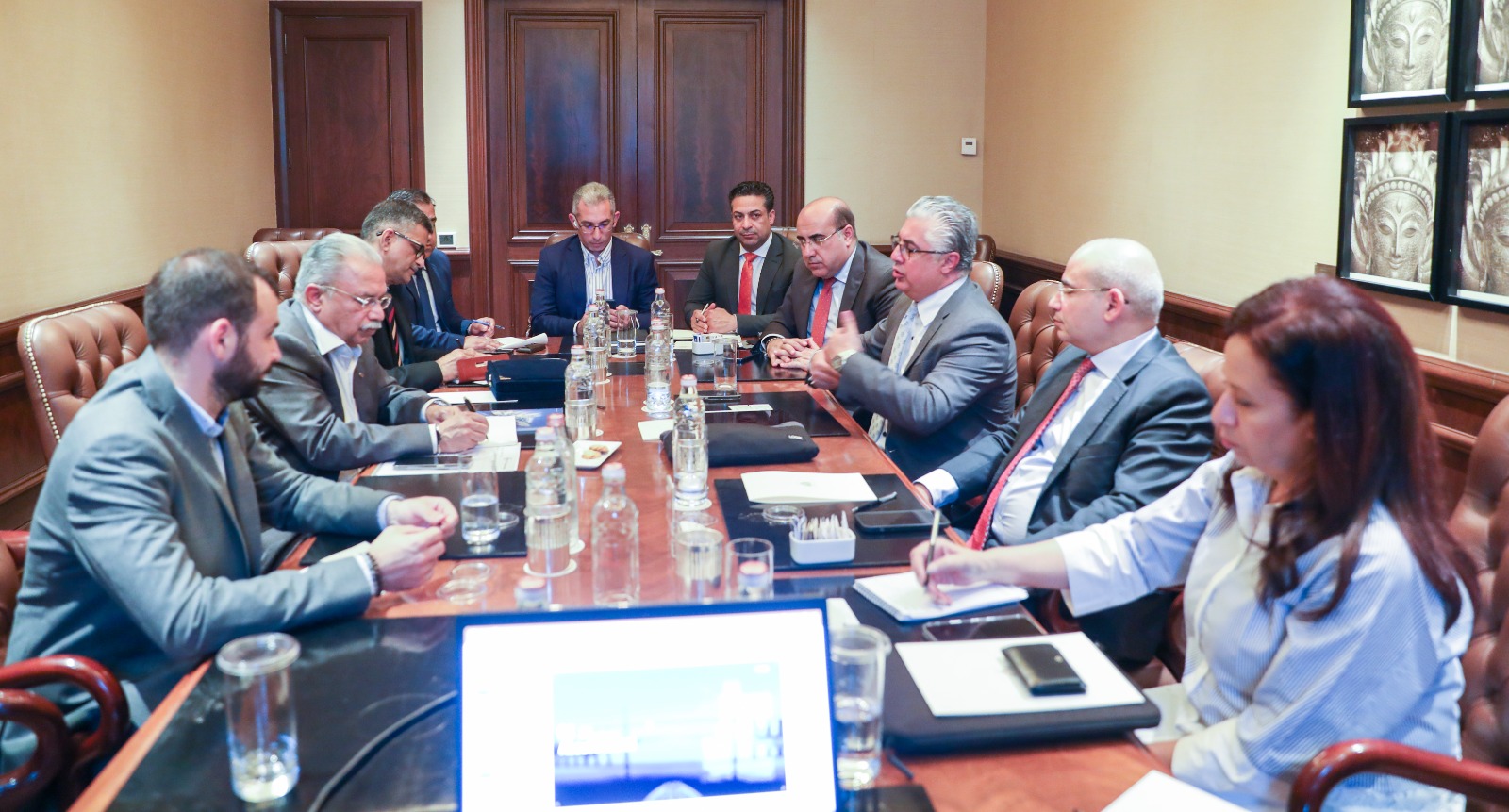 اجتماع شركة Larsen للإنشاءات والمرافق