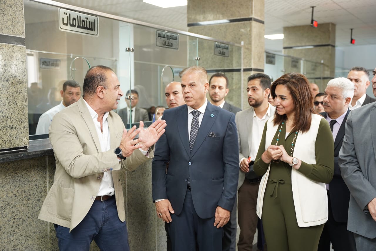 نائب وزيرة التخطيط يفتتح المركز التكنولوجي بمدينة بدر