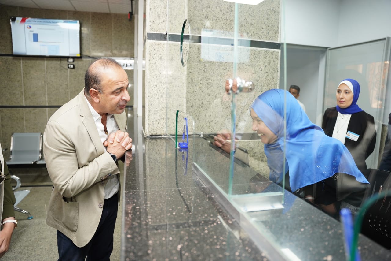 نائب وزيرة التخطيط يفتتح المركز التكنولوجي بمدينة بدر