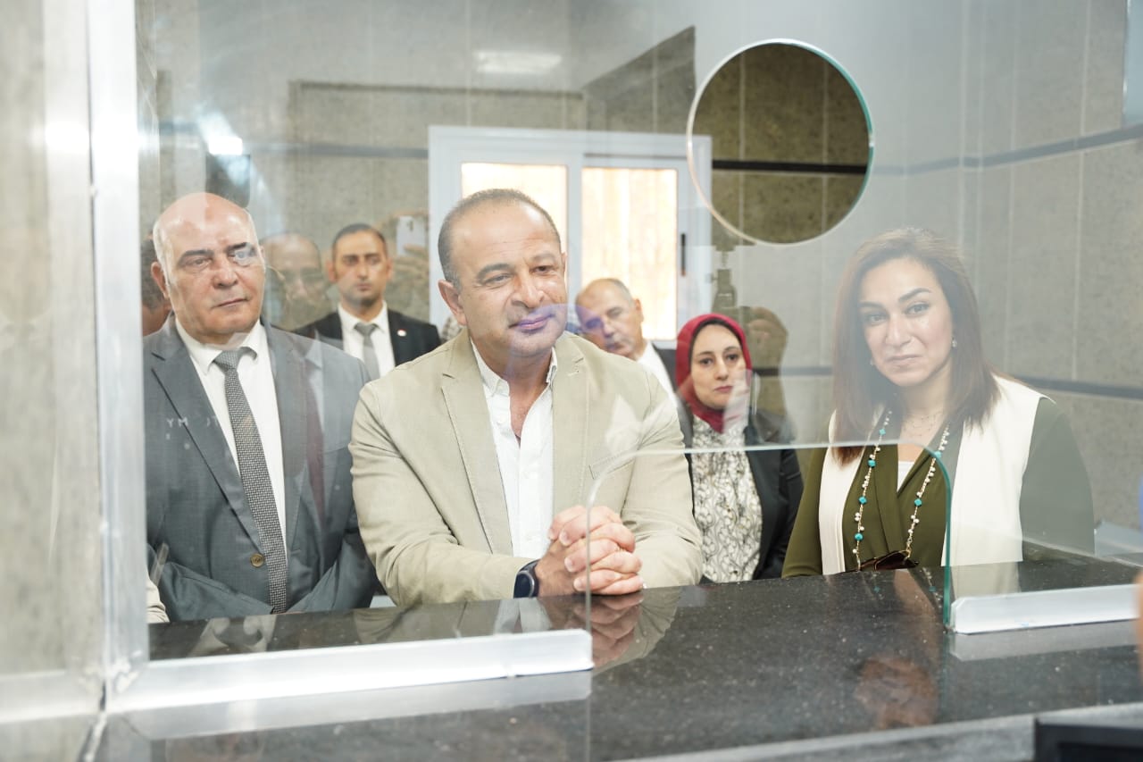نائب وزيرة التخطيط يفتتح المركز التكنولوجي بمدينة بدر