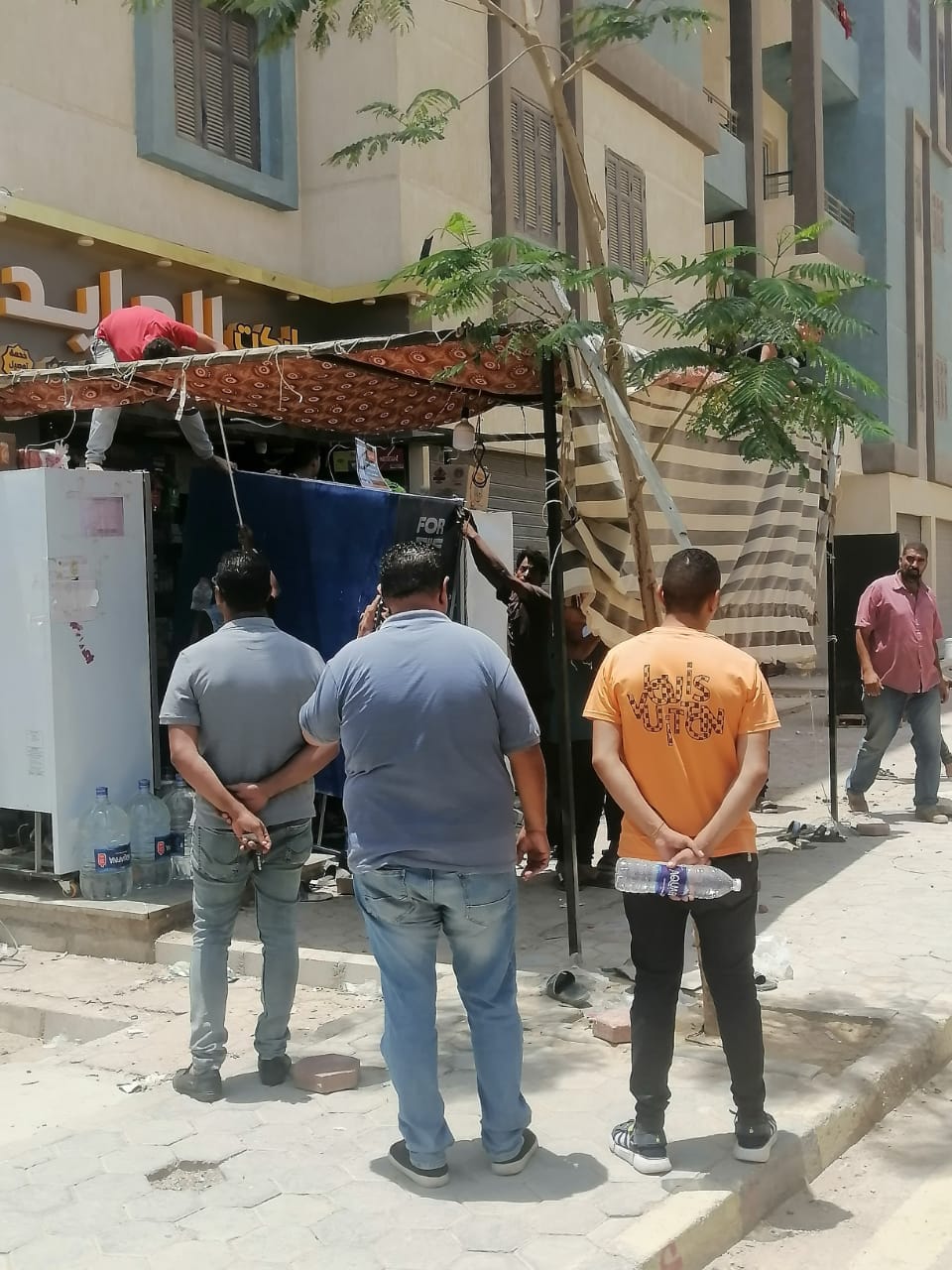 حملات لإزالة مخالفات البناء والإشغالات بـ6 مدن جديدة