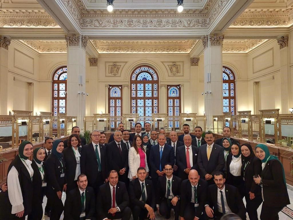 البنك الأهلي المصري يفتتح فرعه طوسون
