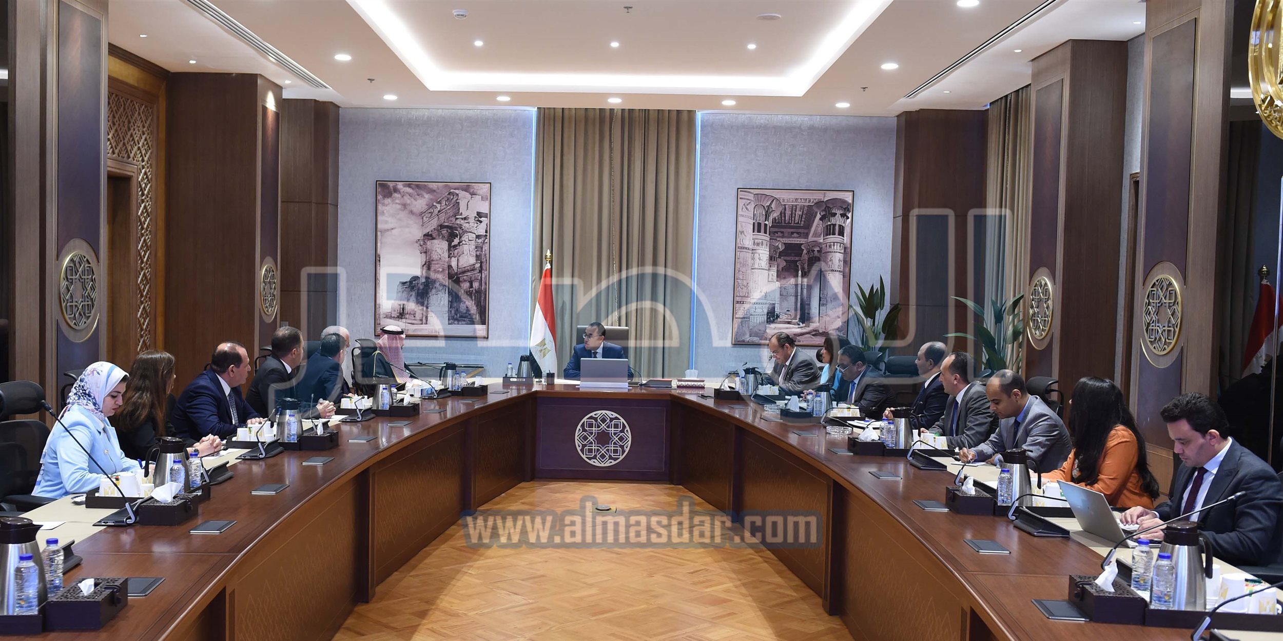 رئيس الوزراء يلتقي مسئولي شركة المراعي السعودية