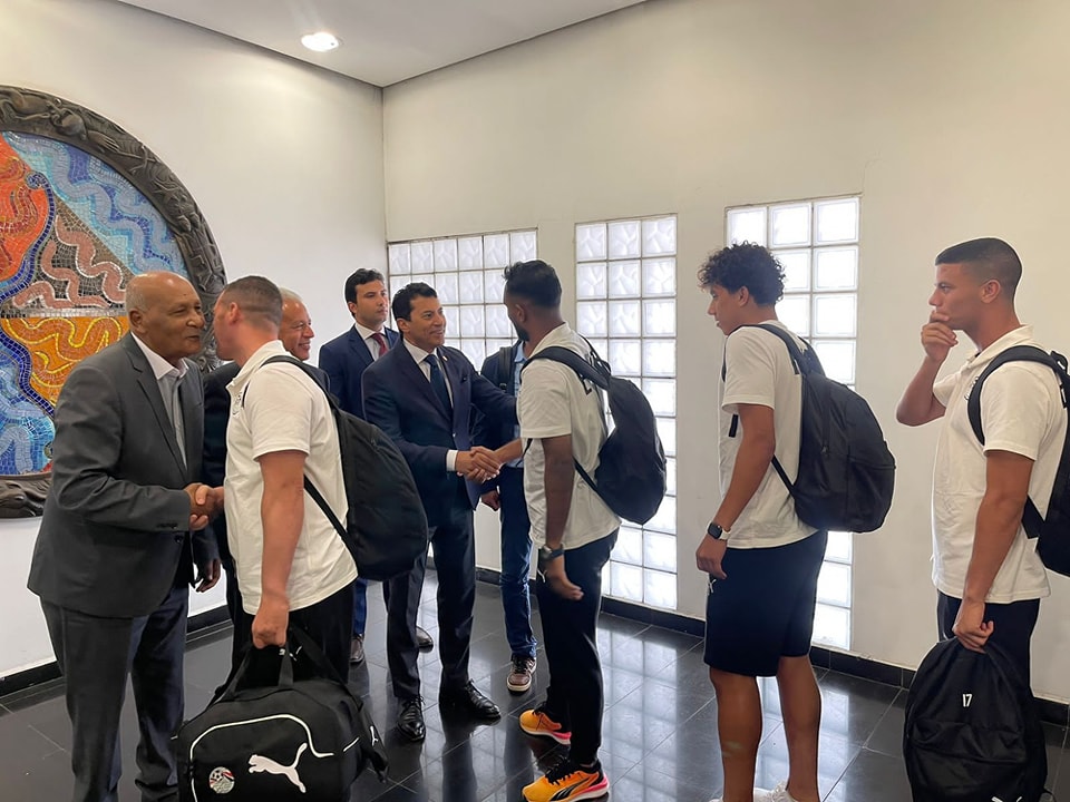 وزير الشباب والرياضة يستقبل أبطال المنتخب الأوليمبي