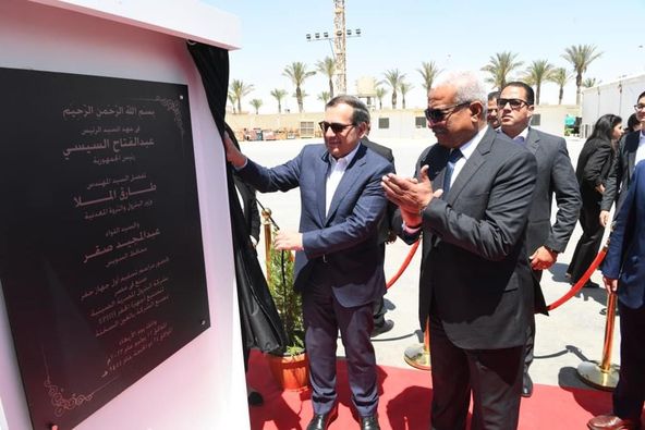 تدشين أول حفار مصري الصنع بالعين السخنة