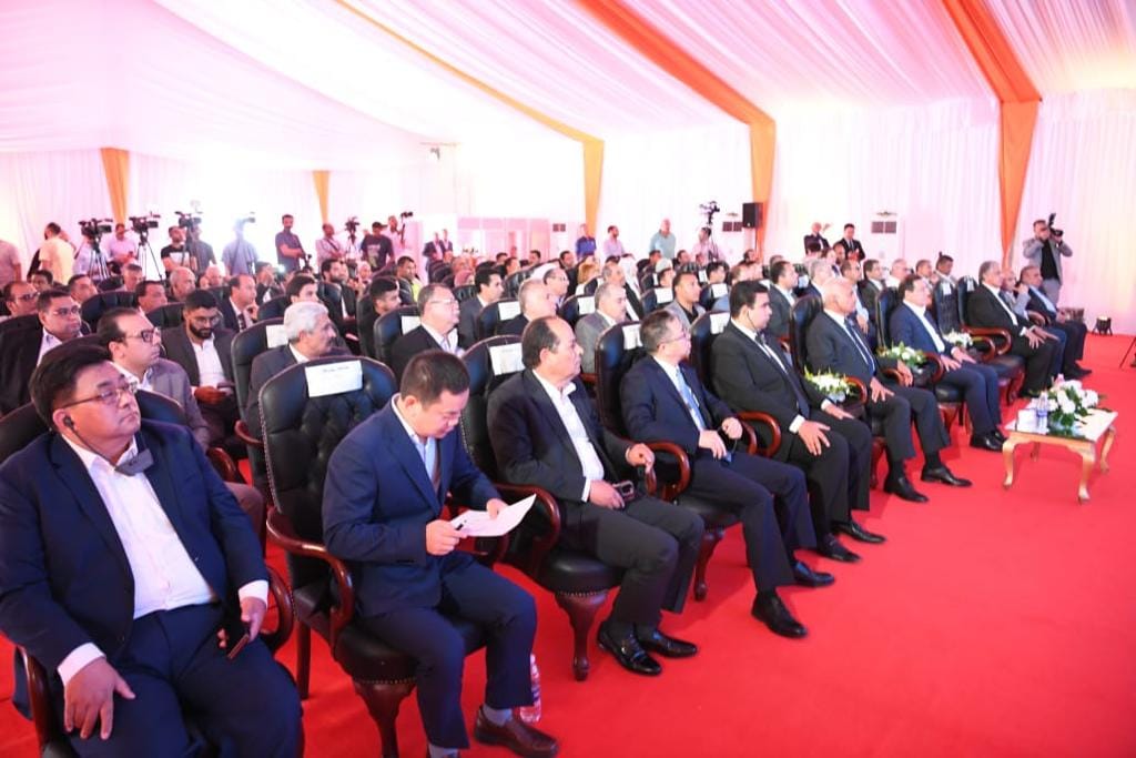 تدشين أول حفار مصري الصنع بالعين السخنة