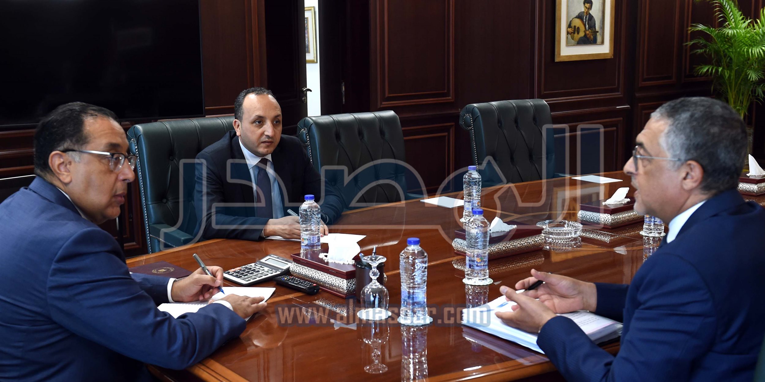رئيس الوزراء مع الرئيس التنفيذي للهيئة العامة للاستثمار