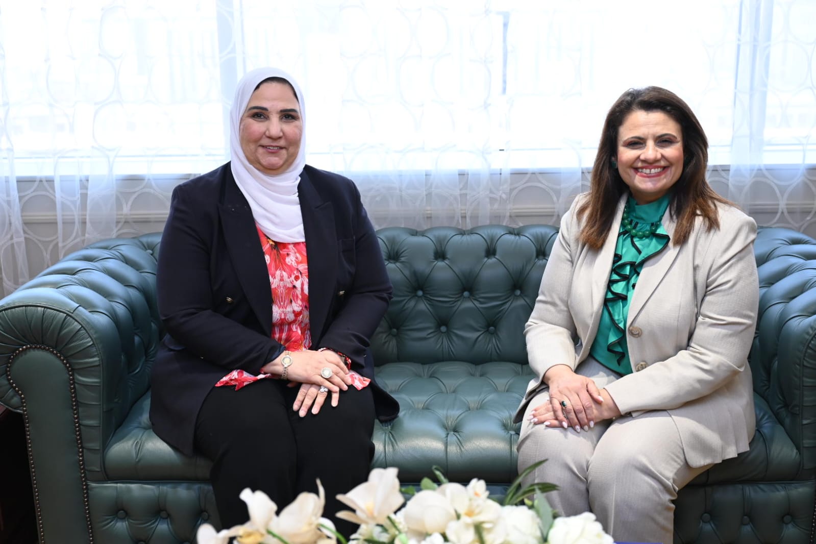 القباج وجندي تناقشان قضايا الحماية والرعاية الاجتماعية للمصريين
