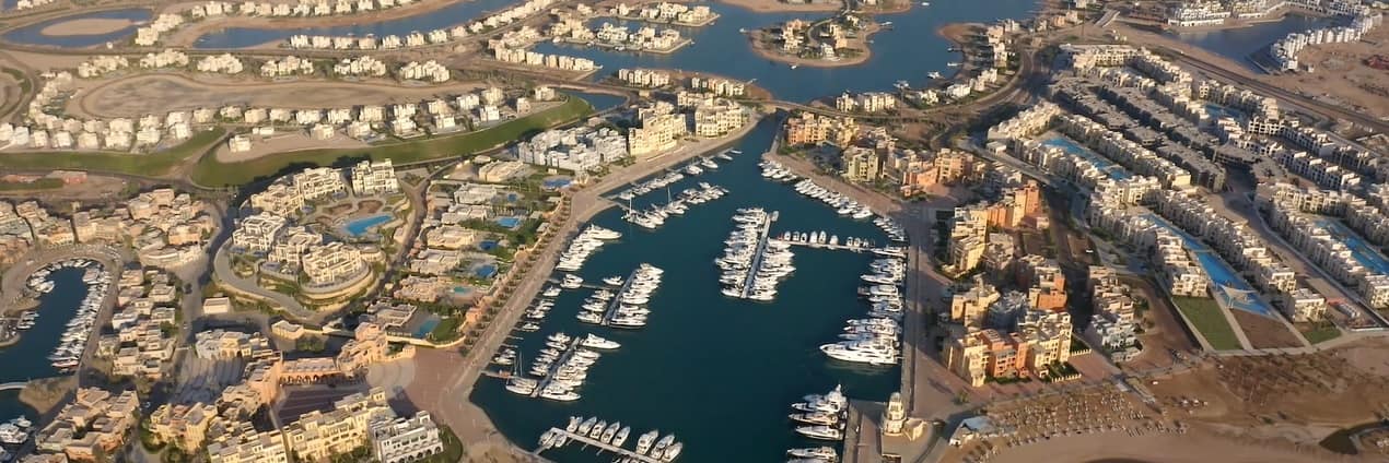 سياحة اليخوت