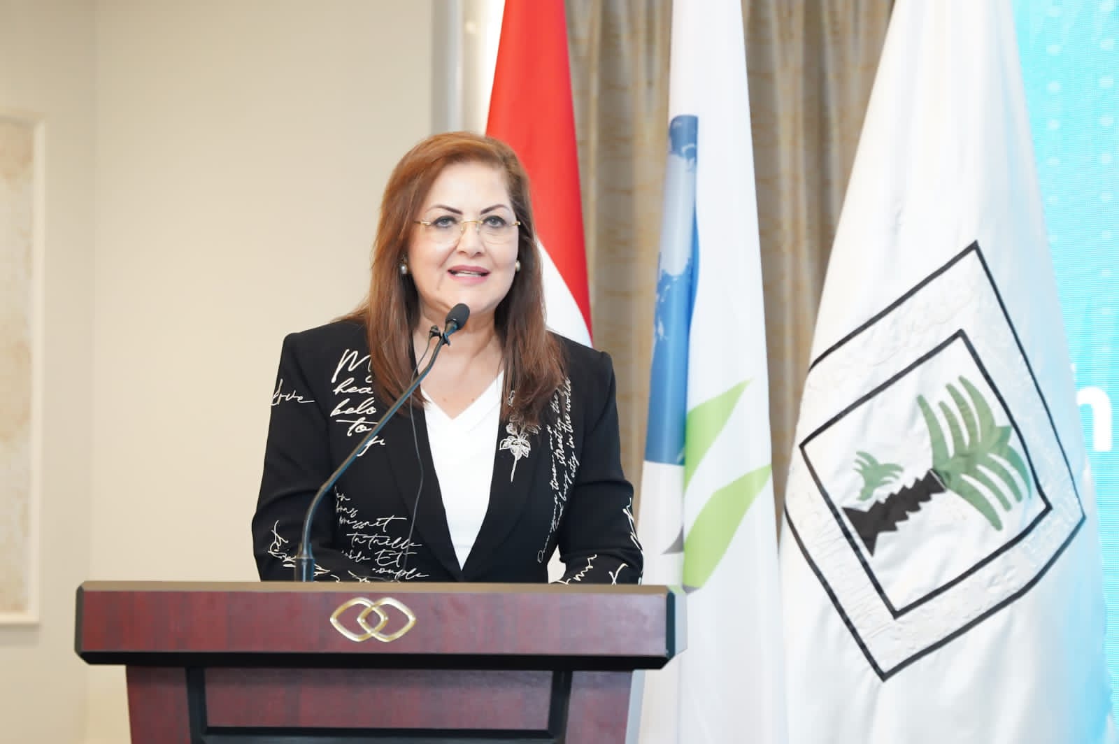 وزيرة التخطيط تشارك في مؤتمر إطلاق المراجعة الاستراتيجية