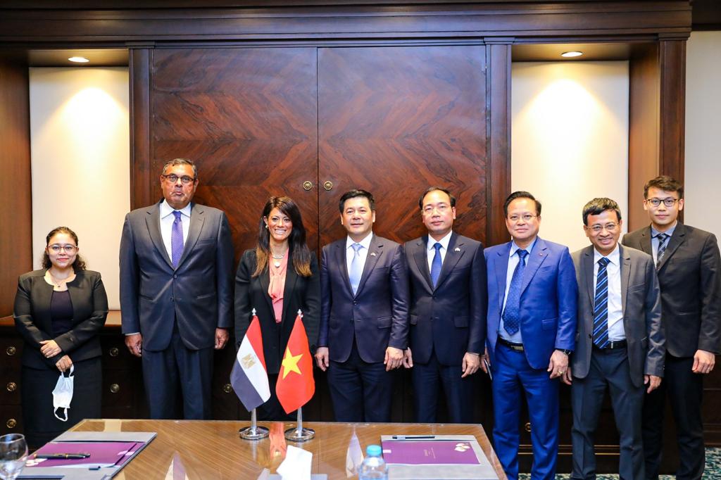 تعزيز سبل العلاقات المشتركة المصرية الفيتنامية
