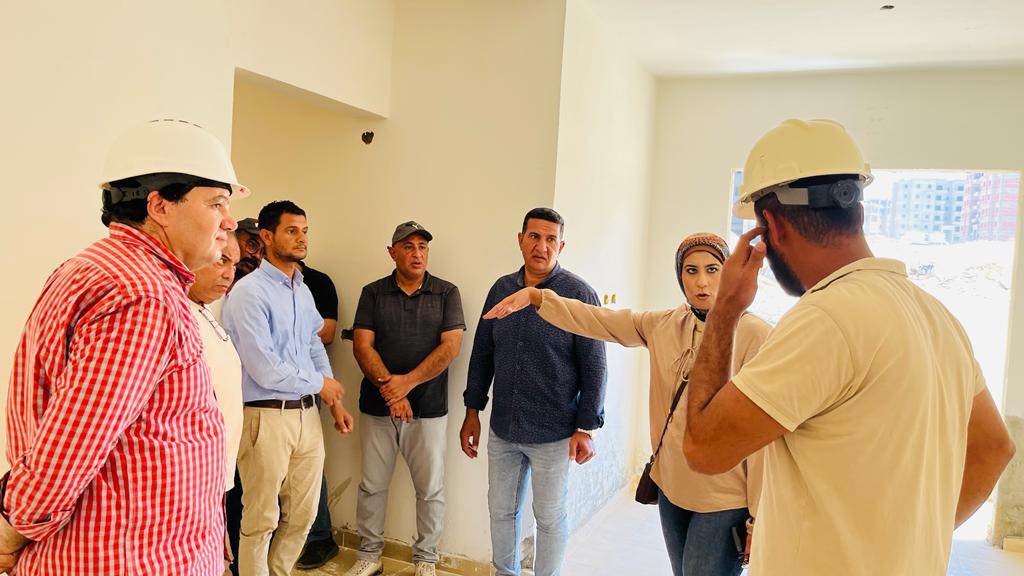 وزير الإسكان يتابع معدلات تنفيذ المشروعات الجارية بمدينة