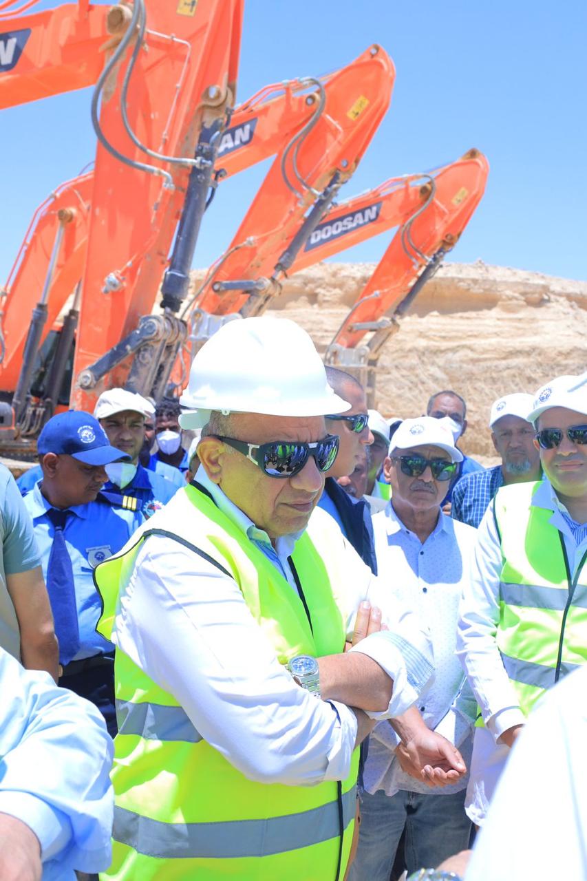 وزير قطاع الأعمال العام في جولة ميدانية بشركة النصر للتعدين